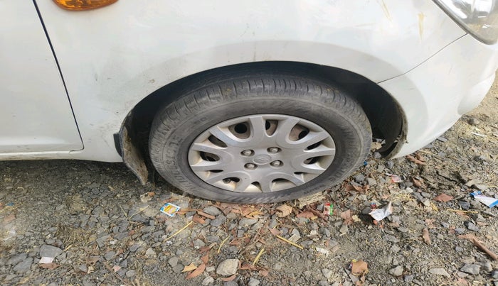 2011 Hyundai i20 MAGNA (O) 1.2, CNG, Manual, 1,89,664 km, tyre