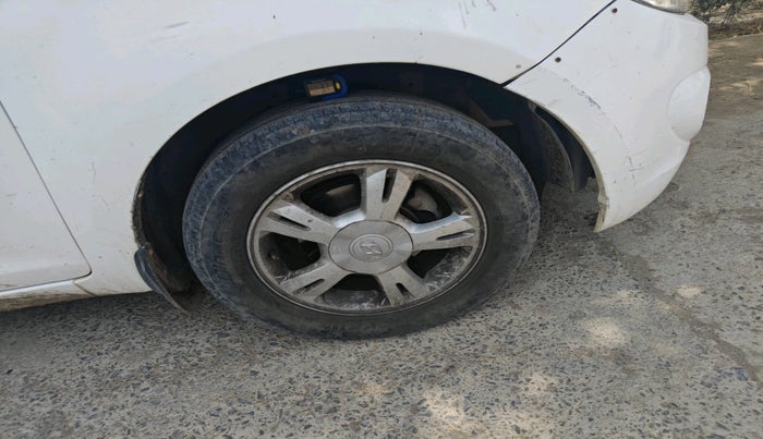 2011 Hyundai i20 SPORTZ 1.2, Petrol, Manual, 1,03,959 km, tyre