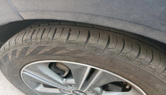 2017 Hyundai Creta SX PLUS AT 1.6 DIESEL, Diesel, Automatic, 57,226 km, tyre