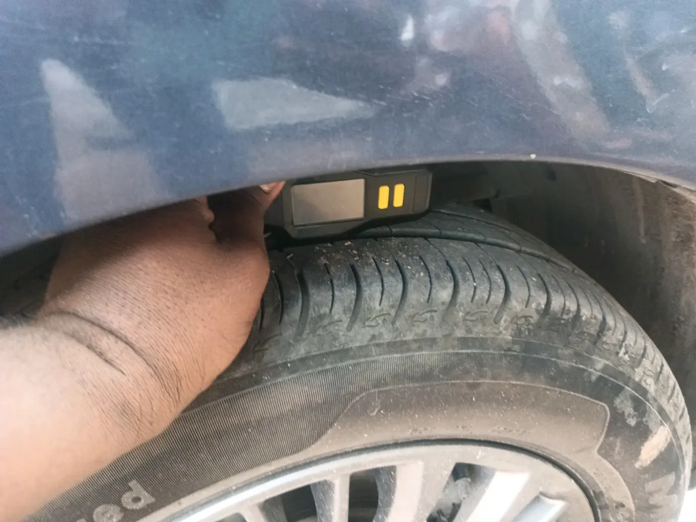 2021 Maruti Ertiga ZXI SHVS, Petrol, Manual, 1,13,054 km, tyre
