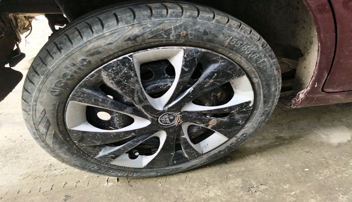 2011 Maruti Wagon R 1.0 VXI, Petrol, Manual, 56,988 km, tyre