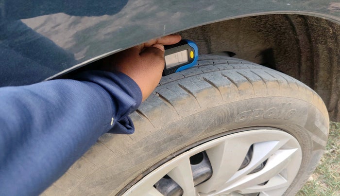 2022 Maruti Baleno DELTA PETROL 1.2, Petrol, Manual, 60,775 km, tyre