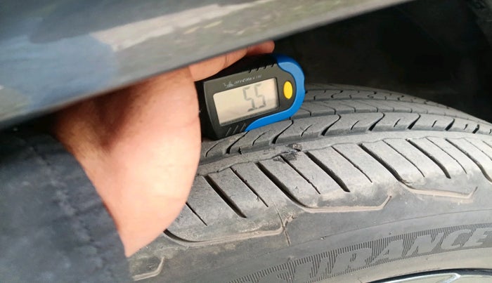 2024 Maruti FRONX DELTA PLUS 1.2L AGS, Petrol, Automatic, 6,617 km, tyre