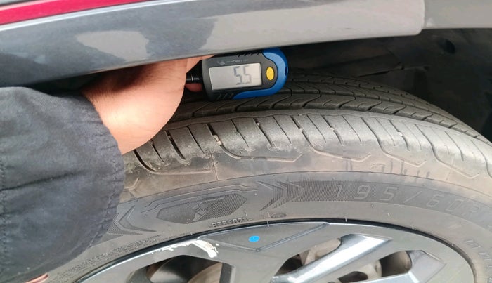 2024 Maruti FRONX DELTA PLUS 1.2L AGS, Petrol, Automatic, 6,617 km, tyre