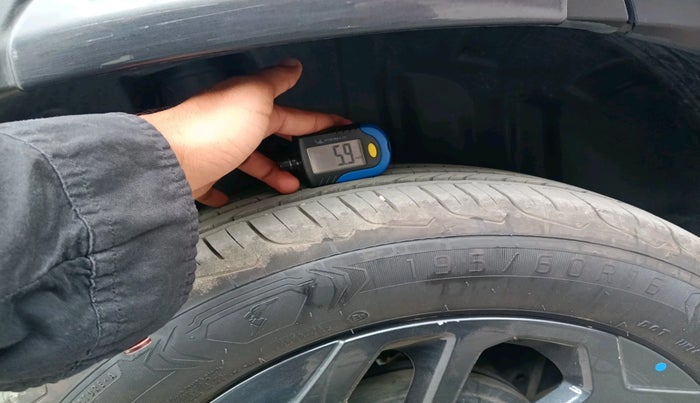 2024 Maruti FRONX DELTA PLUS 1.2L AGS, Petrol, Automatic, 6,617 km, tyre