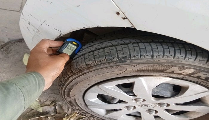 2015 Hyundai Eon MAGNA +, Petrol, Manual, 41,203 km, tyre