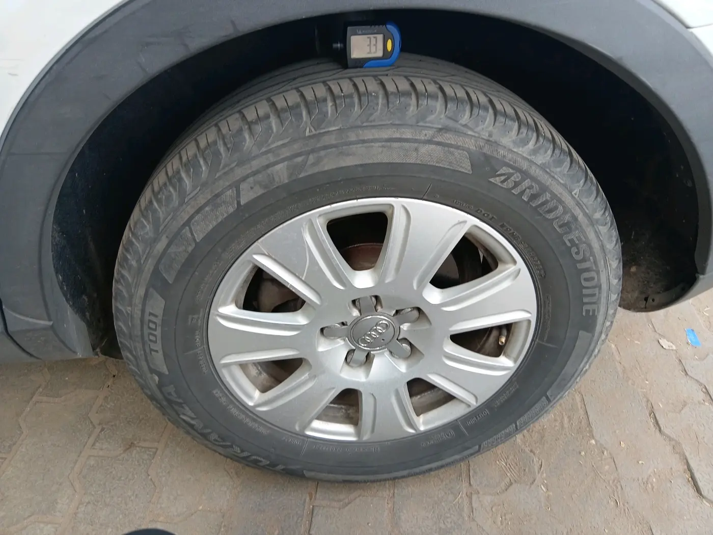 2014 Audi Q3 2.0 QUATTRO TDI AT, Diesel, Automatic, 1,22,887 km, tyre
