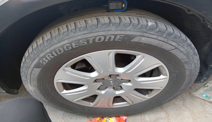 2014 Audi Q3 2.0 QUATTRO TDI AT, Diesel, Automatic, 1,22,887 km, tyre