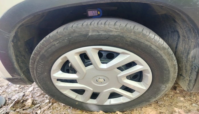 2017 Maruti Vitara Brezza VDI (O), Diesel, Manual, 1,05,663 km, tyre