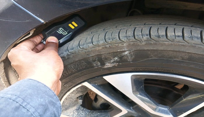 2018 Tata TIGOR XZA PETROL, Petrol, Automatic, 57,803 km, tyre