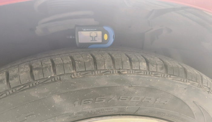 2012 Maruti Swift VXI, Petrol, Manual, 57,702 km, tyre