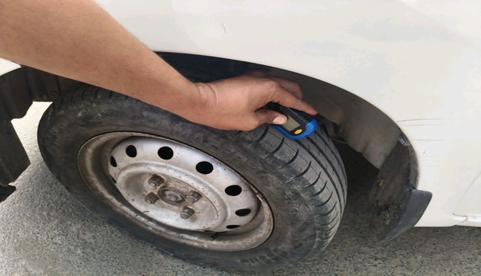 2015 Maruti Wagon R 1.0 LXI, Petrol, Manual, 1,12,192 km, tyre