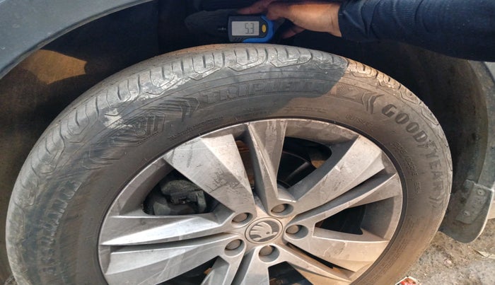 2021 Skoda KUSHAQ AMBITION 1.0L TSI MT, Petrol, Manual, 13,263 km, tyre