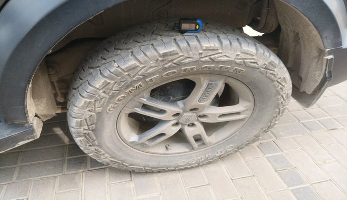 2022 Mahindra Thar LX PETROL HT 4WD AT, Petrol, Automatic, 57,882 km, tyre