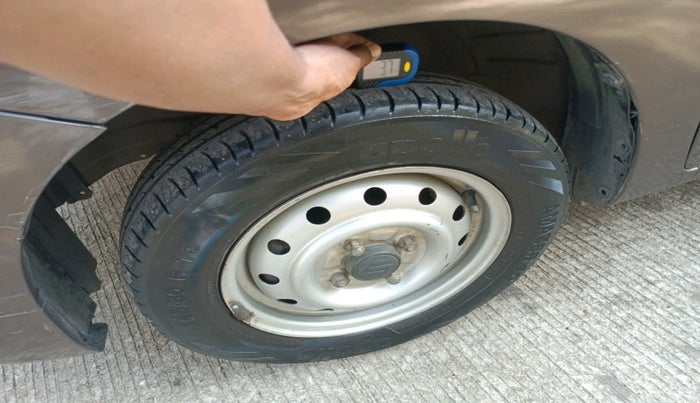 2014 Maruti Wagon R 1.0 LXI CNG, CNG, Manual, 80,042 km, tyre