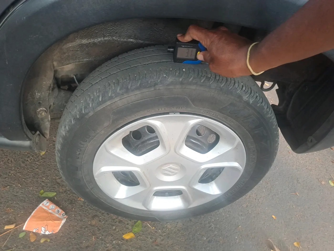 2023 Maruti S PRESSO VXI S-CNG, CNG, Manual, 52,198 km, tyre
