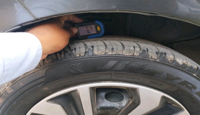 2021 Tata TIGOR XE PETROL, Petrol, Manual, 96,904 km, tyre