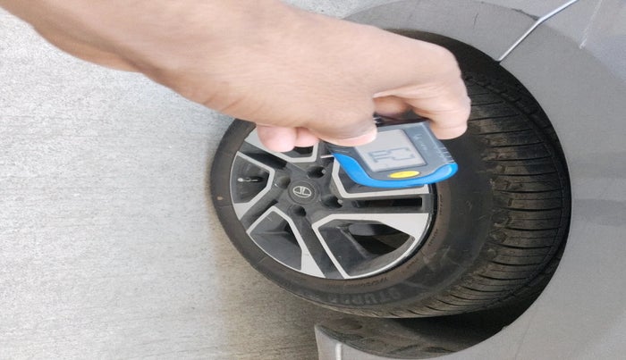 2019 Tata Tiago XZ PLUS PETROL, Petrol, Manual, 16,536 km, tyre