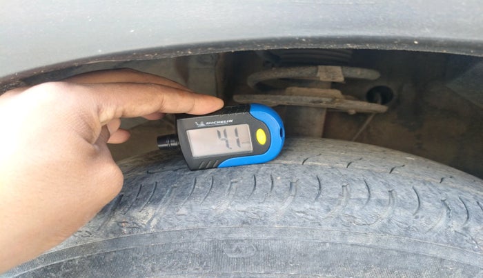 2022 Maruti XL6 ZETA MT, Petrol, Manual, 52,582 km, tyre