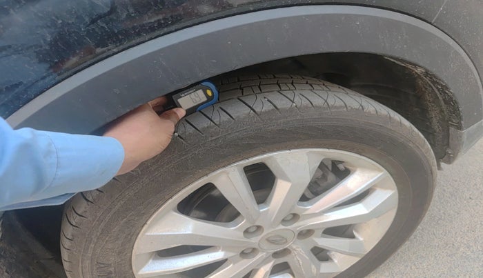 2019 Mahindra XUV300 W8 1.2 PETROL, Petrol, Manual, 80,096 km, tyre