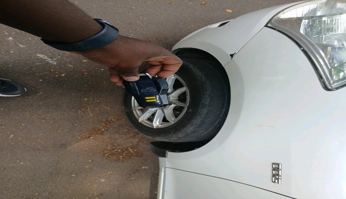 2013 Maruti Swift VDI, Diesel, Manual, 91,103 km, tyre