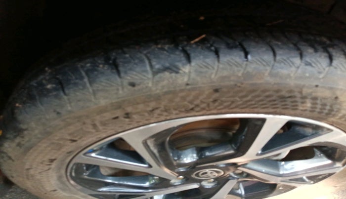 2023 Toyota URBAN CRUISER HYRYDER V NEO DRIVE, Petrol, Manual, 52,993 km, tyre