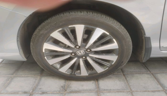 2024 Honda City 1.5L I-VTEC ZX CVT, Petrol, Automatic, 5,353 km, tyre