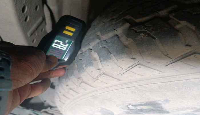 2017 Ford Endeavour TITANIUM 3.2 4X4 AT, Diesel, Automatic, 1,44,710 km, tyre