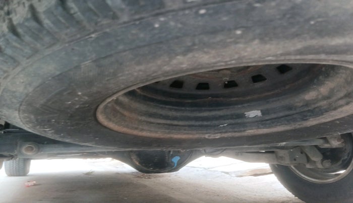 2010 Mahindra Xylo E8 ABS, Diesel, Manual, 1,59,921 km, tyre