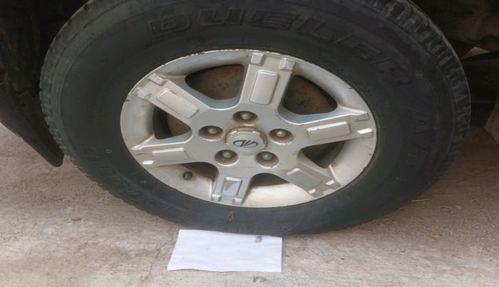 2010 Mahindra Xylo E8 ABS, Diesel, Manual, 1,59,921 km, tyre