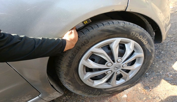 2011 Chevrolet Spark LT 1.0, Petrol, Manual, 86,856 km, tyre