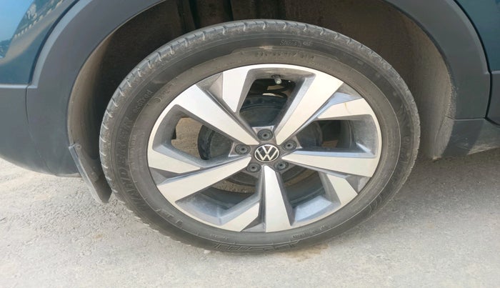 2024 Volkswagen TAIGUN TOPLINE 1.0 TSI MT, Petrol, Manual, 18,830 km, tyre