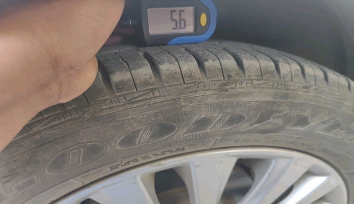 2016 Maruti Ciaz ZDI SHVS, Diesel, Manual, 72,536 km, tyre