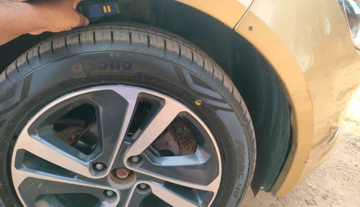 2020 Tata ALTROZ XZ PETROL, Petrol, Manual, 1,85,128 km, tyre