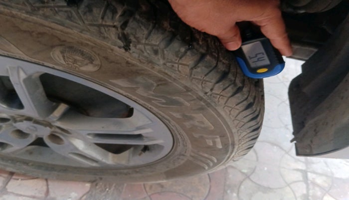 2022 Mahindra Thar LX D AT 4WD HT, Diesel, Automatic, 37,240 km, tyre