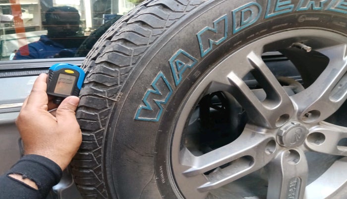 2022 Mahindra Thar LX D AT 4WD HT, Diesel, Automatic, 37,240 km, tyre