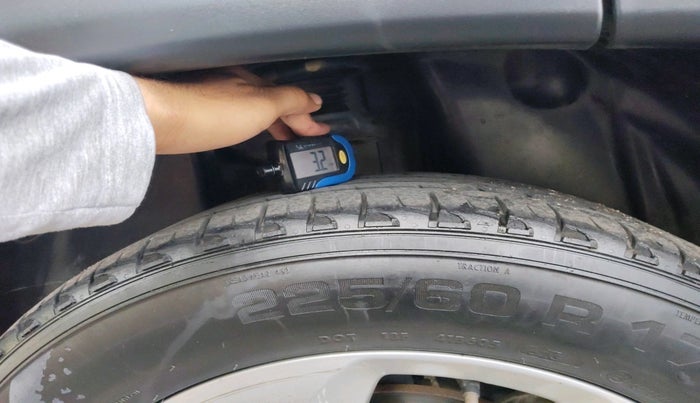 2017 Jeep Compass LONGITUDE 2.0 DIESEL, Diesel, Manual, 51,080 km, tyre