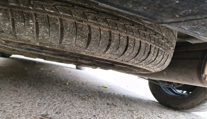 2024 KIA CARENS Prestige (O) 1.5 Petrol 7 STR, Petrol, Manual, 12,613 km, tyre