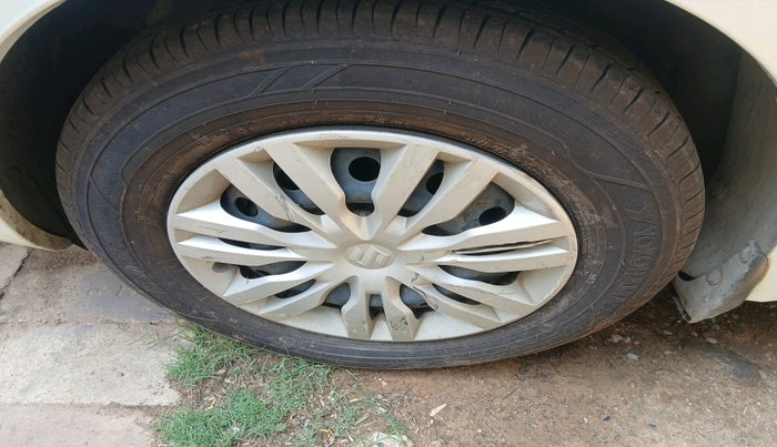 2020 Maruti Dzire VXI, Petrol, Manual, 60,357 km, tyre