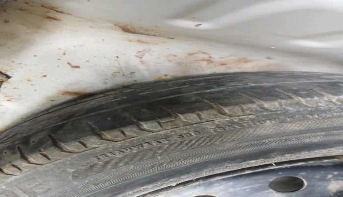 2020 Maruti Dzire VXI, Petrol, Manual, 60,357 km, tyre