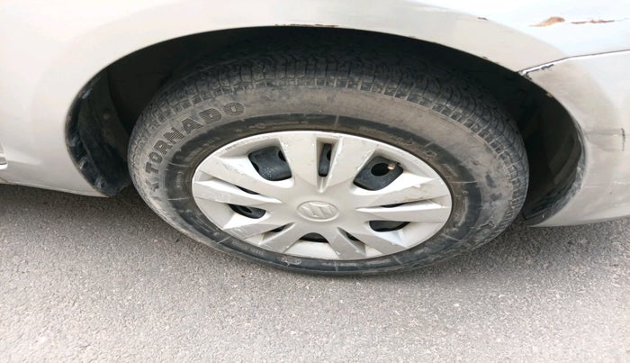 2013 Maruti Swift Dzire VXI, Petrol, Manual, 71,594 km, tyre