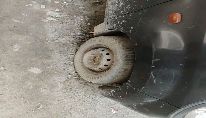 2014 Maruti Alto 800 LXI, Petrol, Manual, 66,808 km, tyre