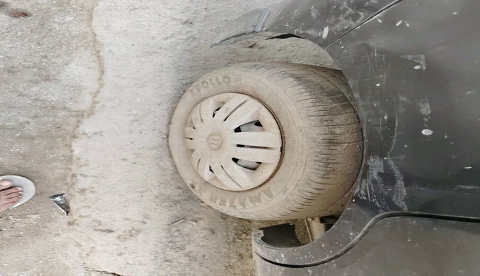 2014 Maruti Alto 800 LXI, Petrol, Manual, 66,808 km, tyre