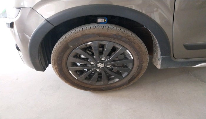 2025 Maruti New Wagon-R ZXI PLUS 1.2 AMT, Petrol, Automatic, 6,640 km, tyre