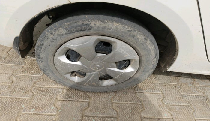 2022 Tata TIGOR XZ CNG, CNG, Manual, 34,709 km, tyre