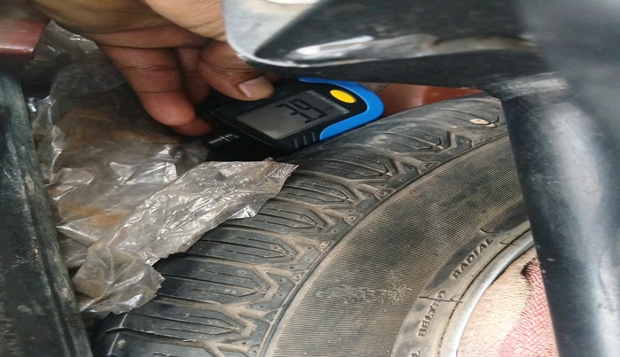 2012 Maruti Alto LXI CNG, CNG, Manual, 1,03,915 km, tyre