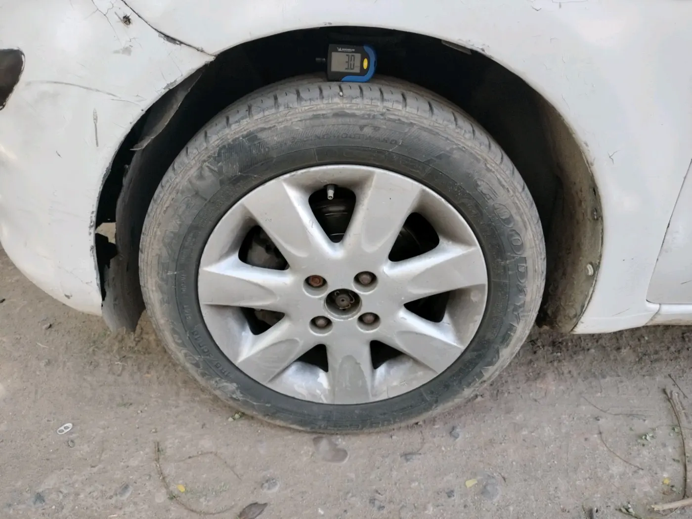 2011 Nissan Micra XV DIESEL, Diesel, Manual, 96,299 km, tyre