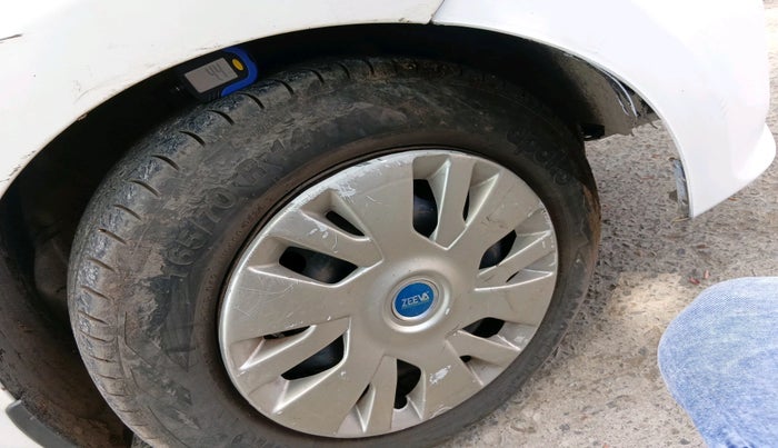 2018 Hyundai Grand i10 MAGNA 1.2 KAPPA VTVT, CNG, Manual, 1,40,883 km, tyre