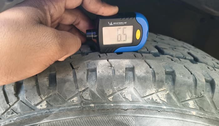 2021 Mahindra Thar LX PETROL HT 4WD AT, Petrol, Automatic, 59,167 km, tyre