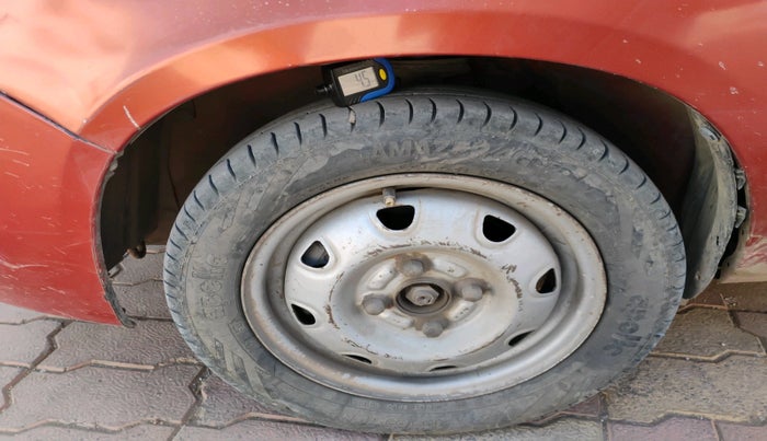 2013 Maruti Alto K10 LXI, Petrol, Manual, 62,328 km, tyre